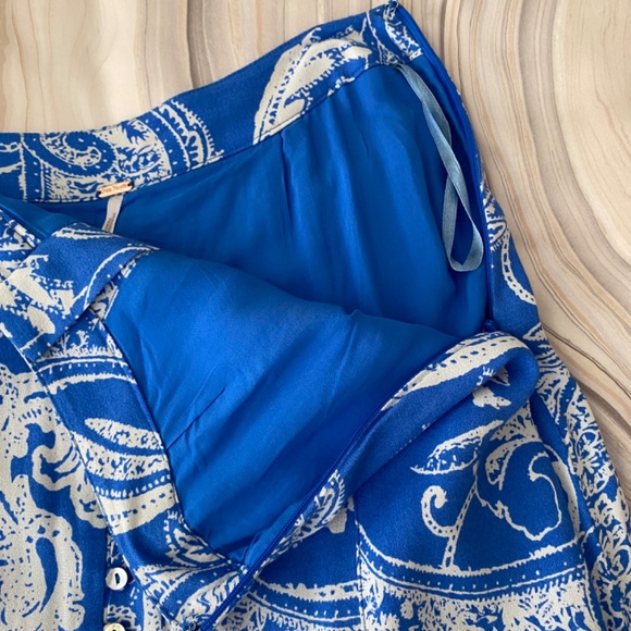 Free People Smooth Sailing Blue and White Paisley Button Maxi Skirt Size 2 - Picture 7 of 15